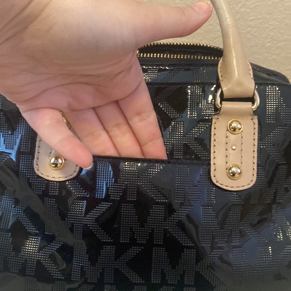 Michael Kors black patent shiny monogram bag - Picture 11 of 16